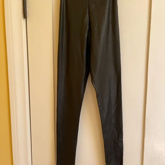 Women’s Commando Slim Black Pants - Picture 8 of 8